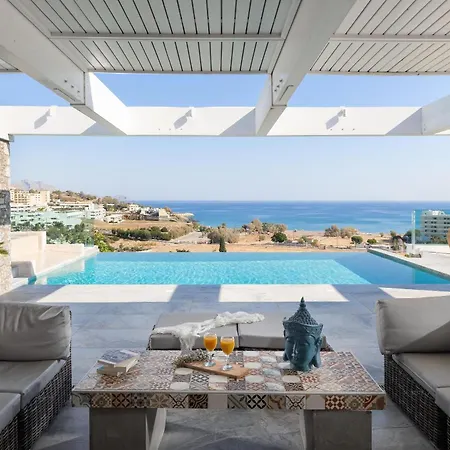 Modern Luxury Villa *